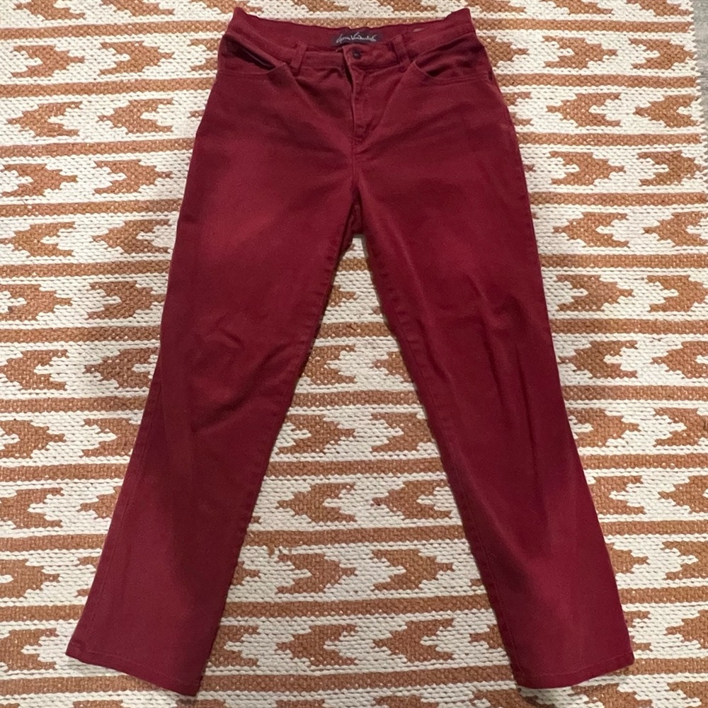 Red crop pants